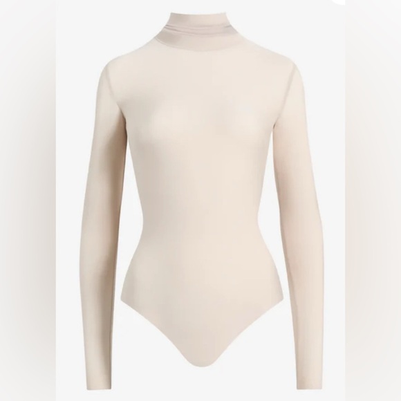 Commando Butter Turtleneck Bodysuit in Porcelain Size XS - Picture 2 of 8
